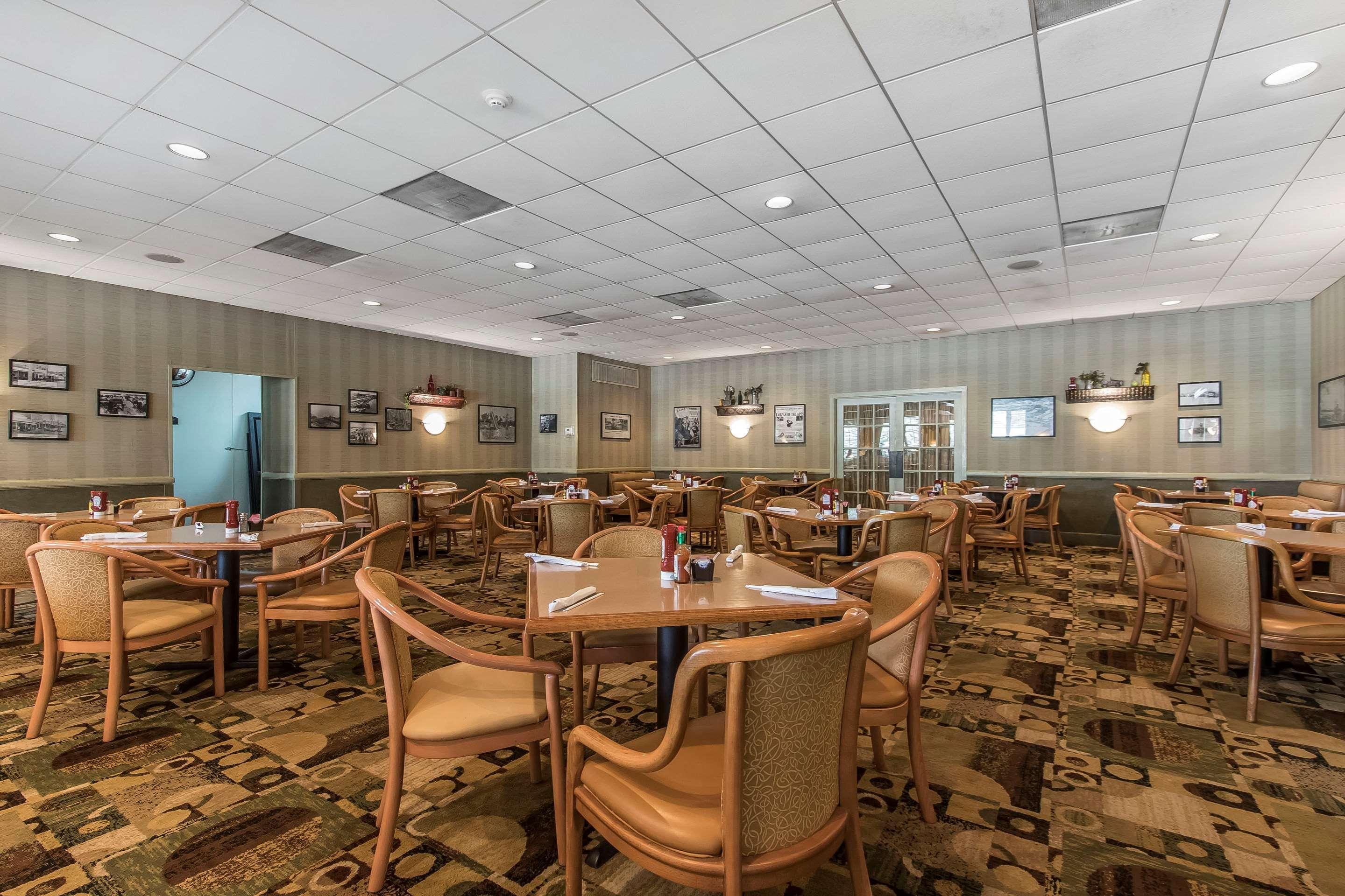 Clarion Inn Морган-Сити Экстерьер фото